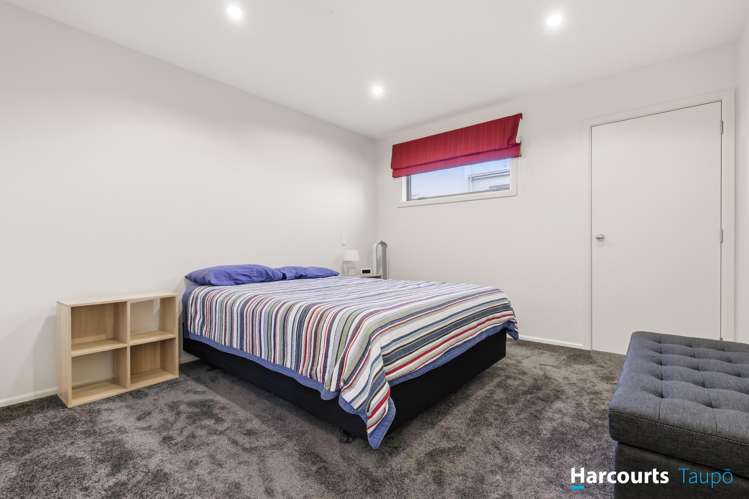 10A Mere Road Taupo_13