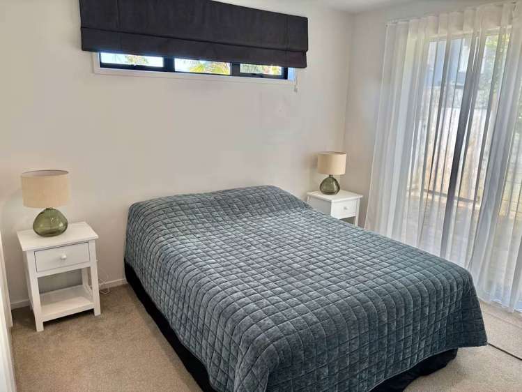 33 Pohutukawa Avenue Red Beach_7