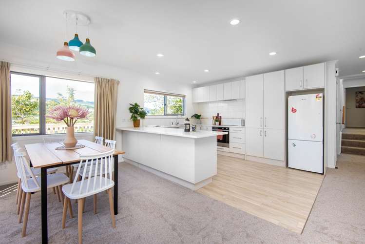 5 Hampton Hill Road Tawa_10