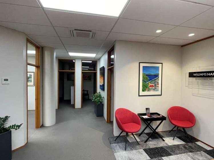 213 Queen Street West Hastings_2