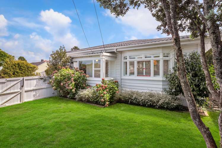 42 Fontenoy Street Mount Albert_15