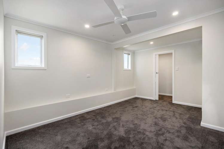 10 Willis Street Mount Albert_19