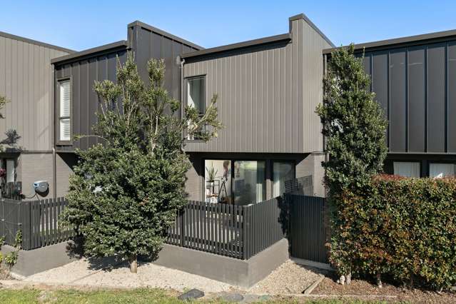 636 Massey Road Mangere_1