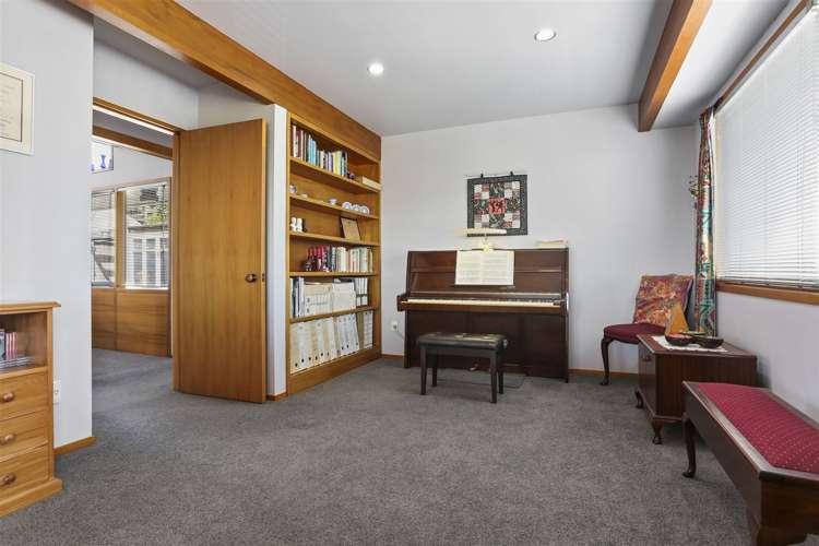 6 Stevenson Way Cockle Bay_18