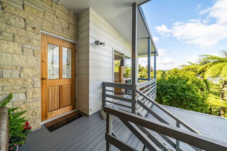 32 Gurney Road Kelson_30