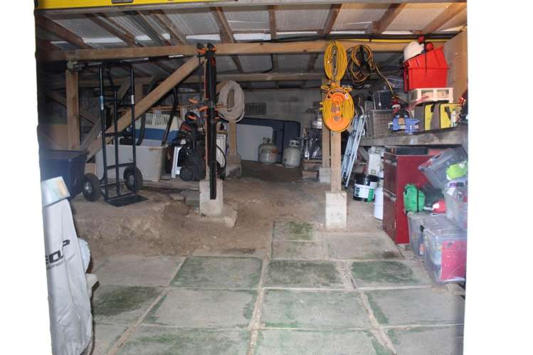 42 Ngarahana Avenue Paremoremo_26