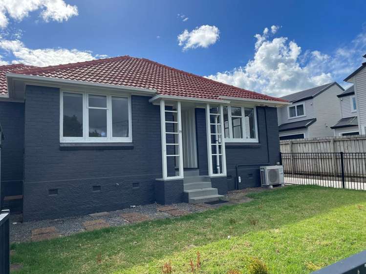 19 Holland Avenue_0