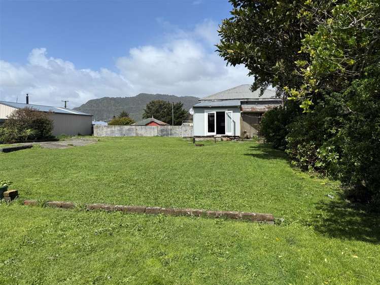 22 Blake Street Blaketown_26