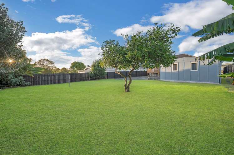 24 Laxon Avenue Otara_6