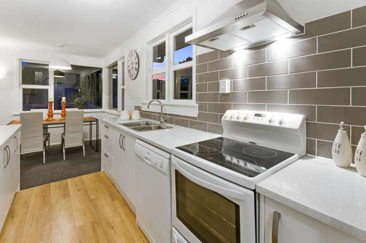 2/14 Selwyn Crescent Forrest Hill_12