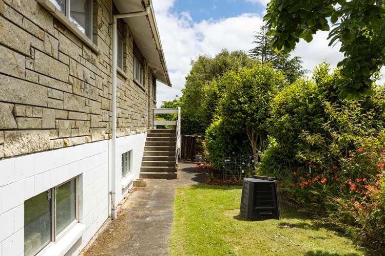 16 Irene Crescent Dinsdale_15