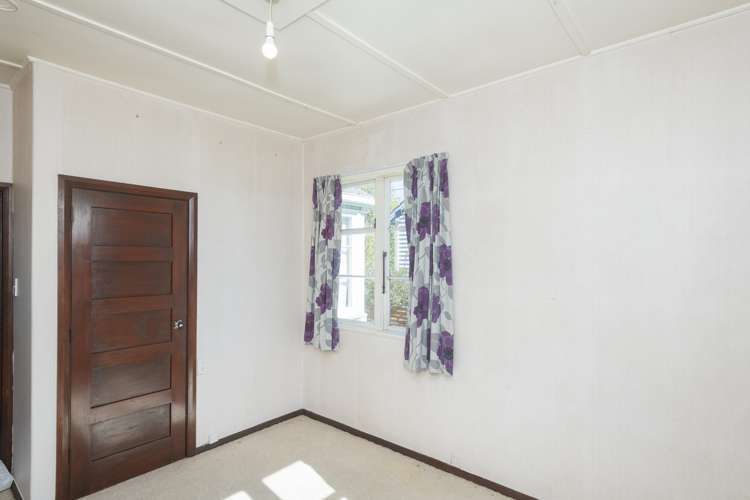 8 De Lautour Road Kaiti_10