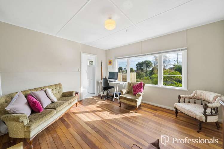67 Tasman Road Otaki Beach_2