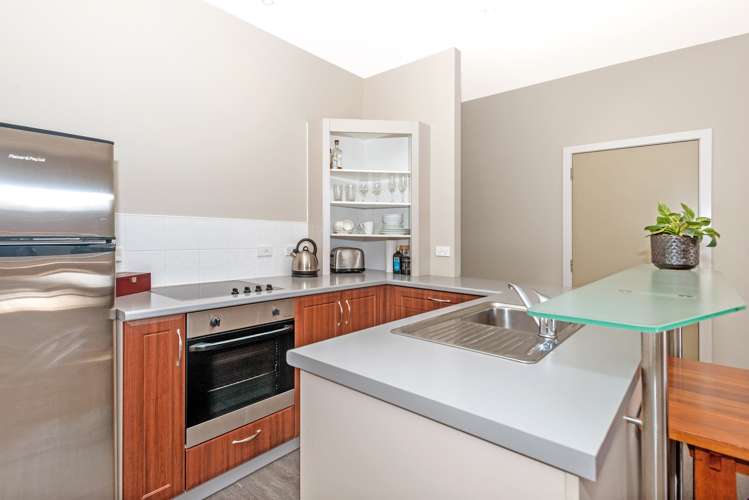 204/2 Reads Quay Gisborne Central_3