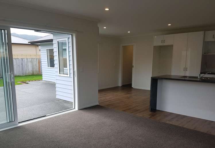 31b Grimsby Grove Wainuiomata_5