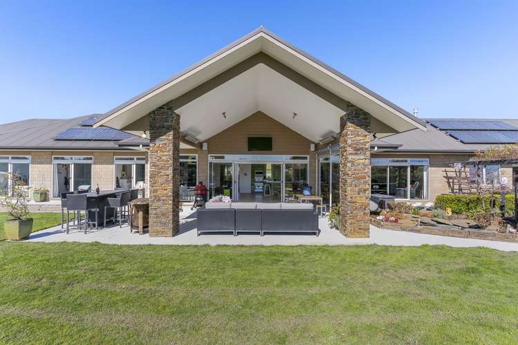 35 Polo Lane Whitford_14