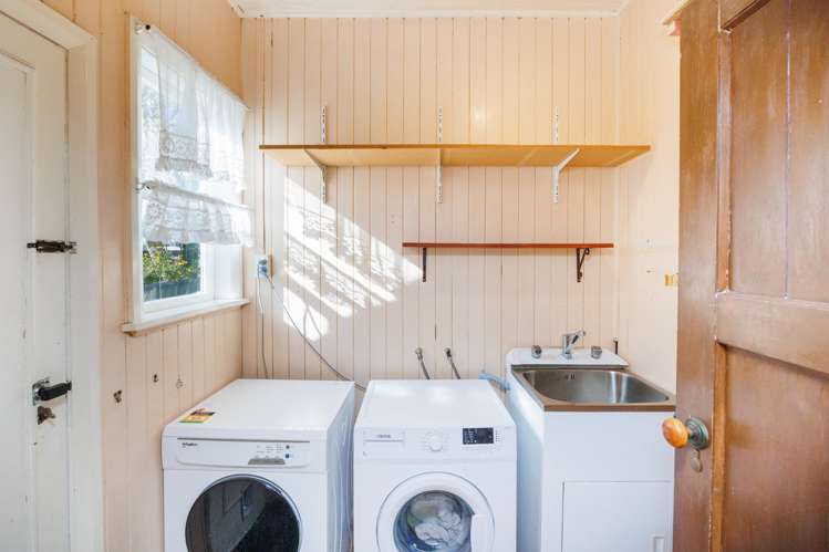 510 Featherston Street Roslyn_12