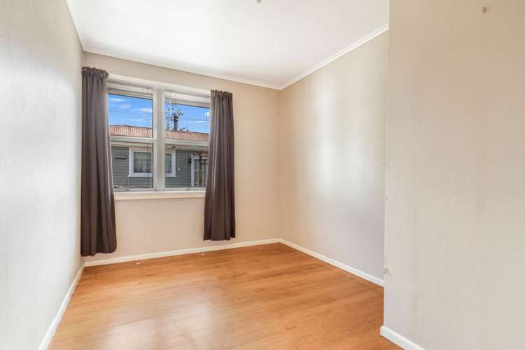 10 Kenrick Road Pukehangi_11