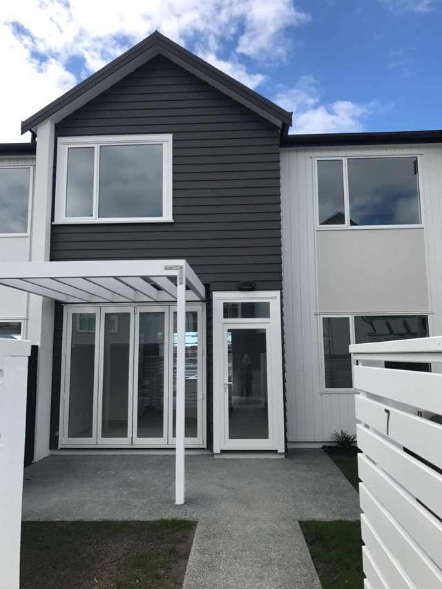 7 Watermill Lane Silverdale_2