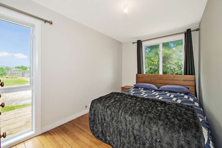 5702 West Coast Road Springfield_14