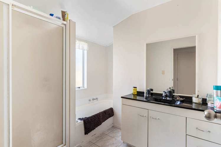 538 Don Buck Road Westgate_9