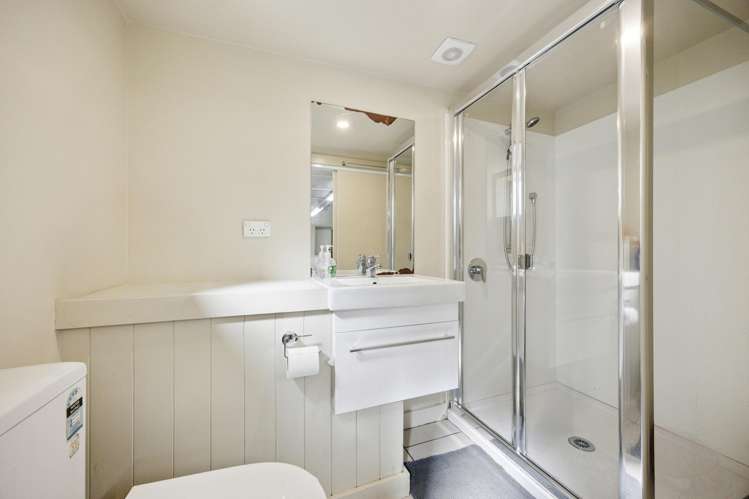 9 Sheehan Road Te Atatu South_23