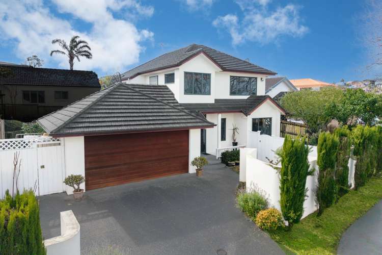 2/14 Hugh Green Drive_0