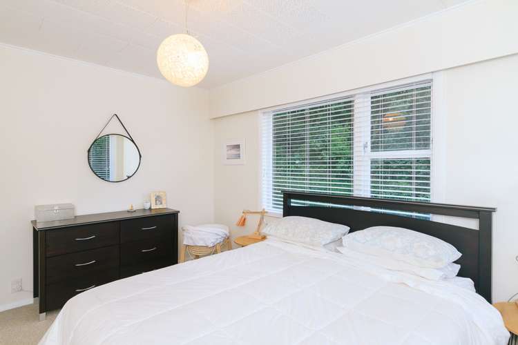 81 Dowse Drive Maungaraki_13