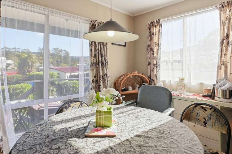 105 Homedale Street Pukehangi_4