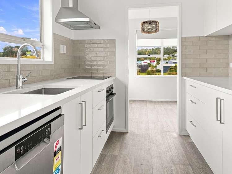 27 Penton Road Stanmore Bay_2