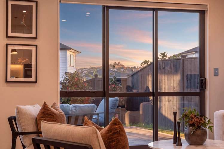 20 Headsail Drive_5