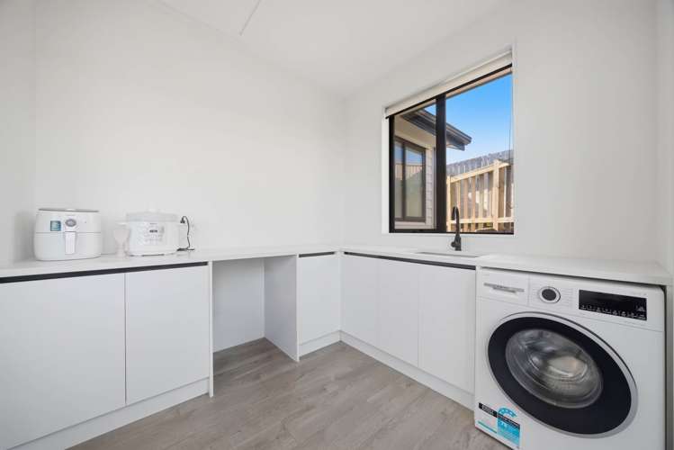 18 Takurua Terrace Orewa_24