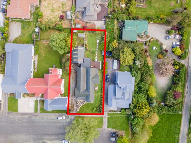 10 Rock Street Gore Surrounds_17