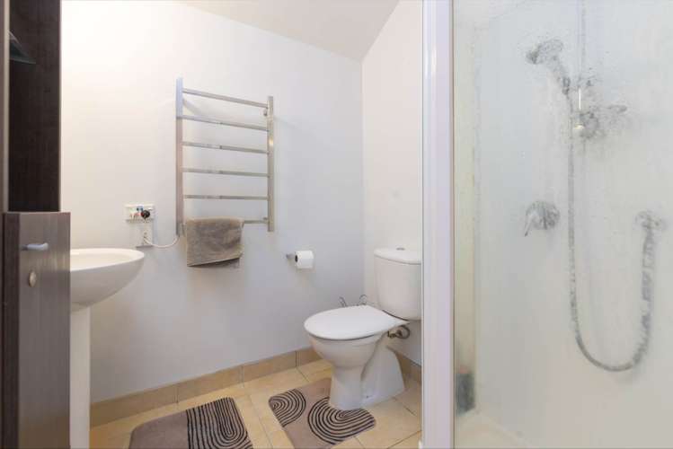 42 Kirikiri Lane East Tamaki_11