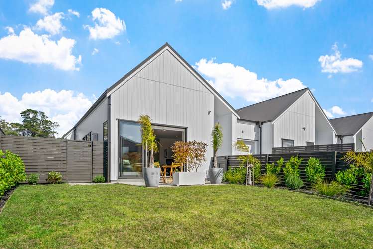 33 Cambie Avenue Red Beach_3