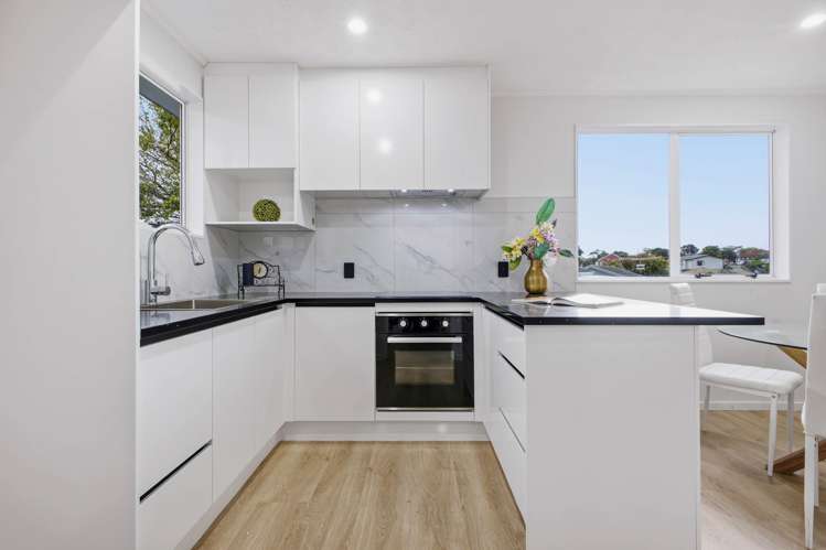 2/14 Silver Creek Road_3