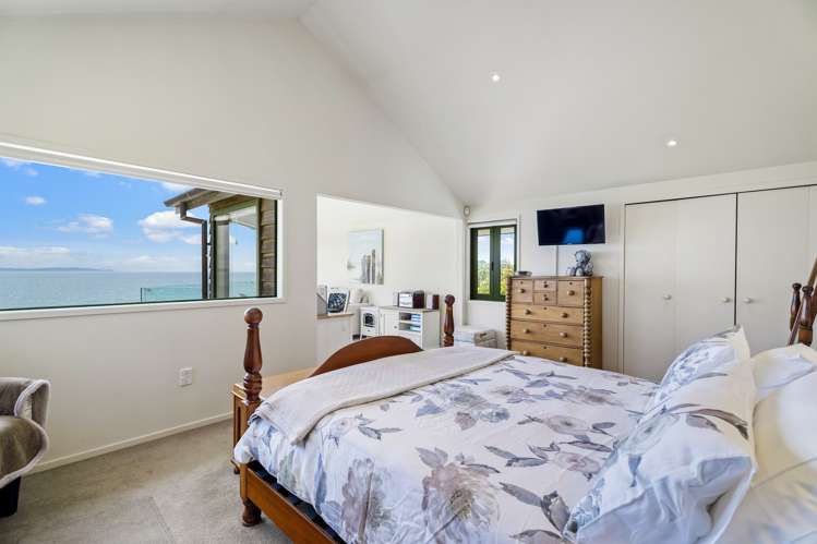 6 Joydon Place Stanmore Bay_6