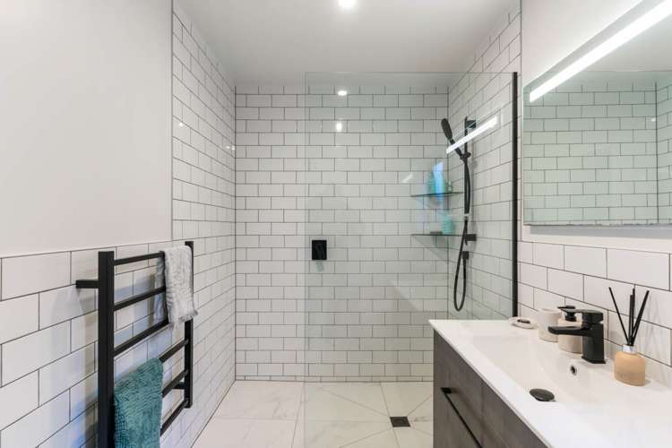 17a Bay Road Saint Heliers_22