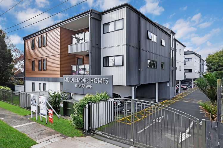 111/8 Gray Avenue_0
