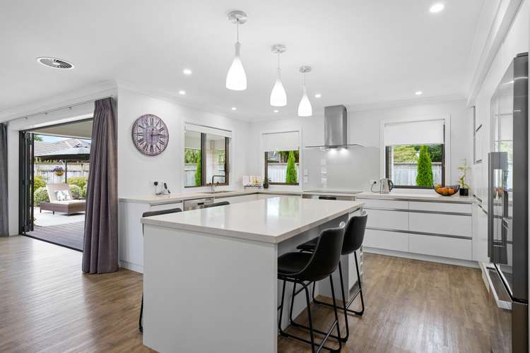 17 Henry Bell Close Leamington_7