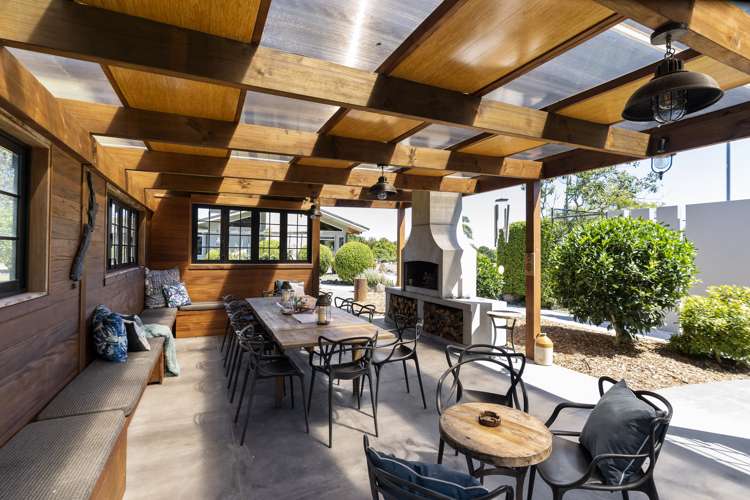 66 Porterfield Road Whitford_33