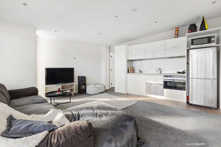 1512/74 Taranaki Street Te Aro_3