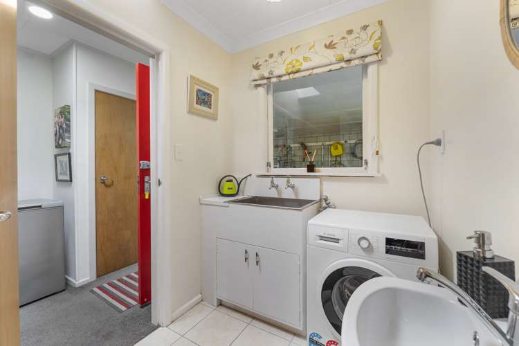 15 Waitohu Valley Road Otaki_13