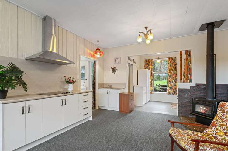 98 Spencer Road Lake Tarawera_7