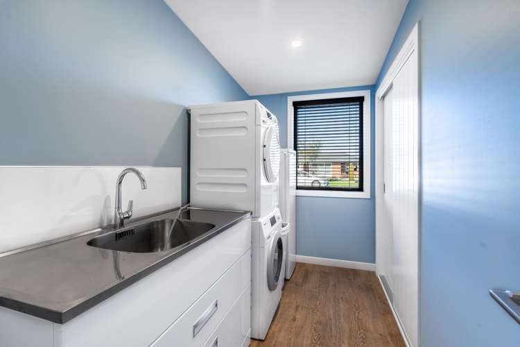 8 Talboys Drive Winton_16