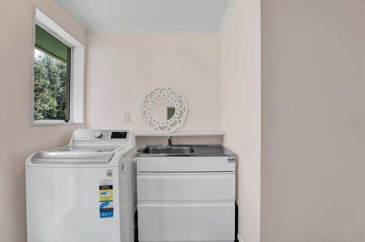 14 Heaphy Road Opunake_20