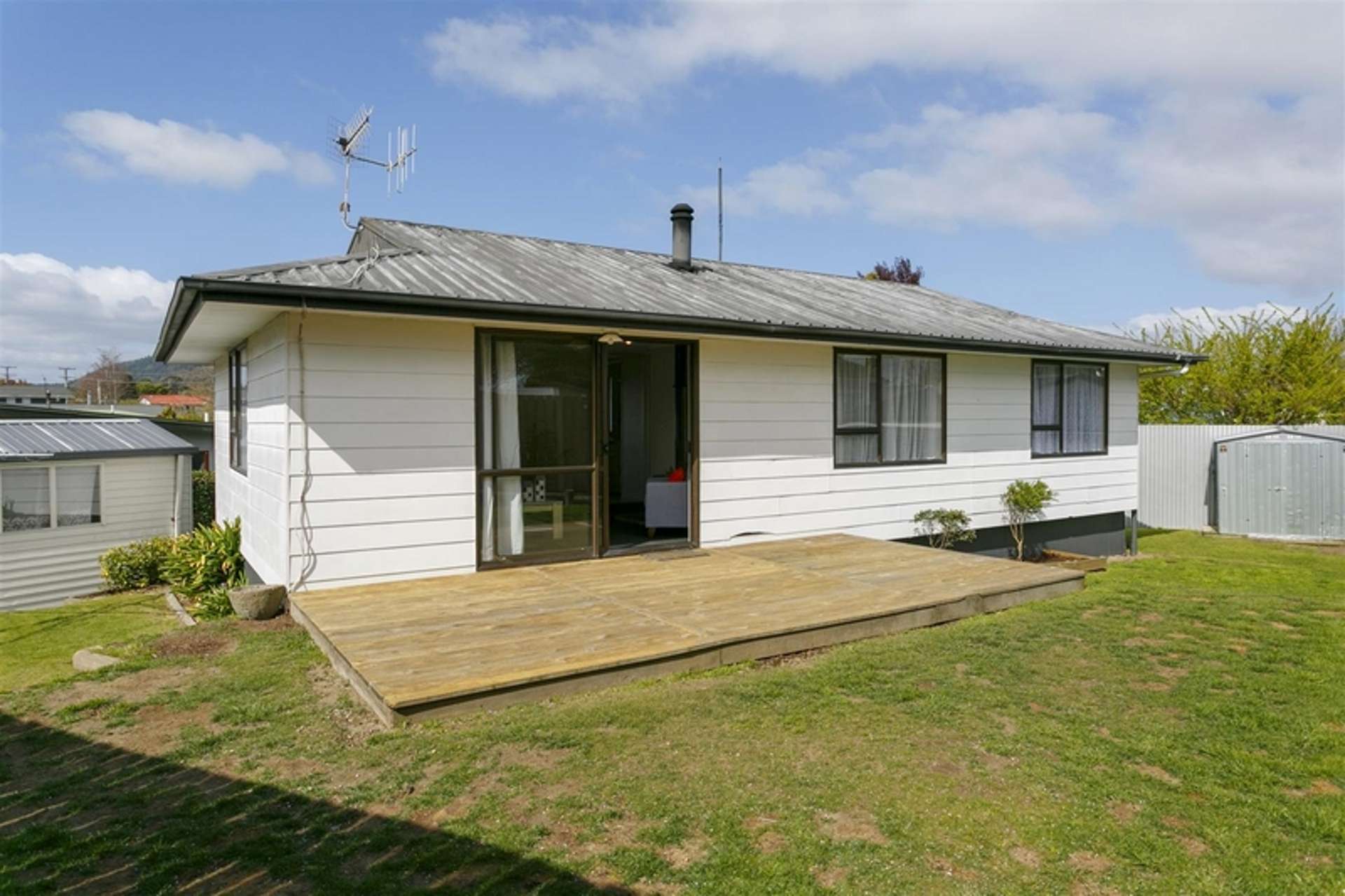 2/210 Rifle Range Road Tauhara_0