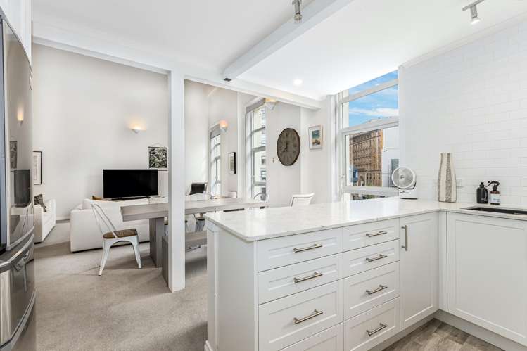 1.6/1 Queens Wharf Wellington Central_11