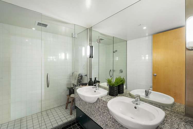 517/121 Customs Street West Auckland Central_18
