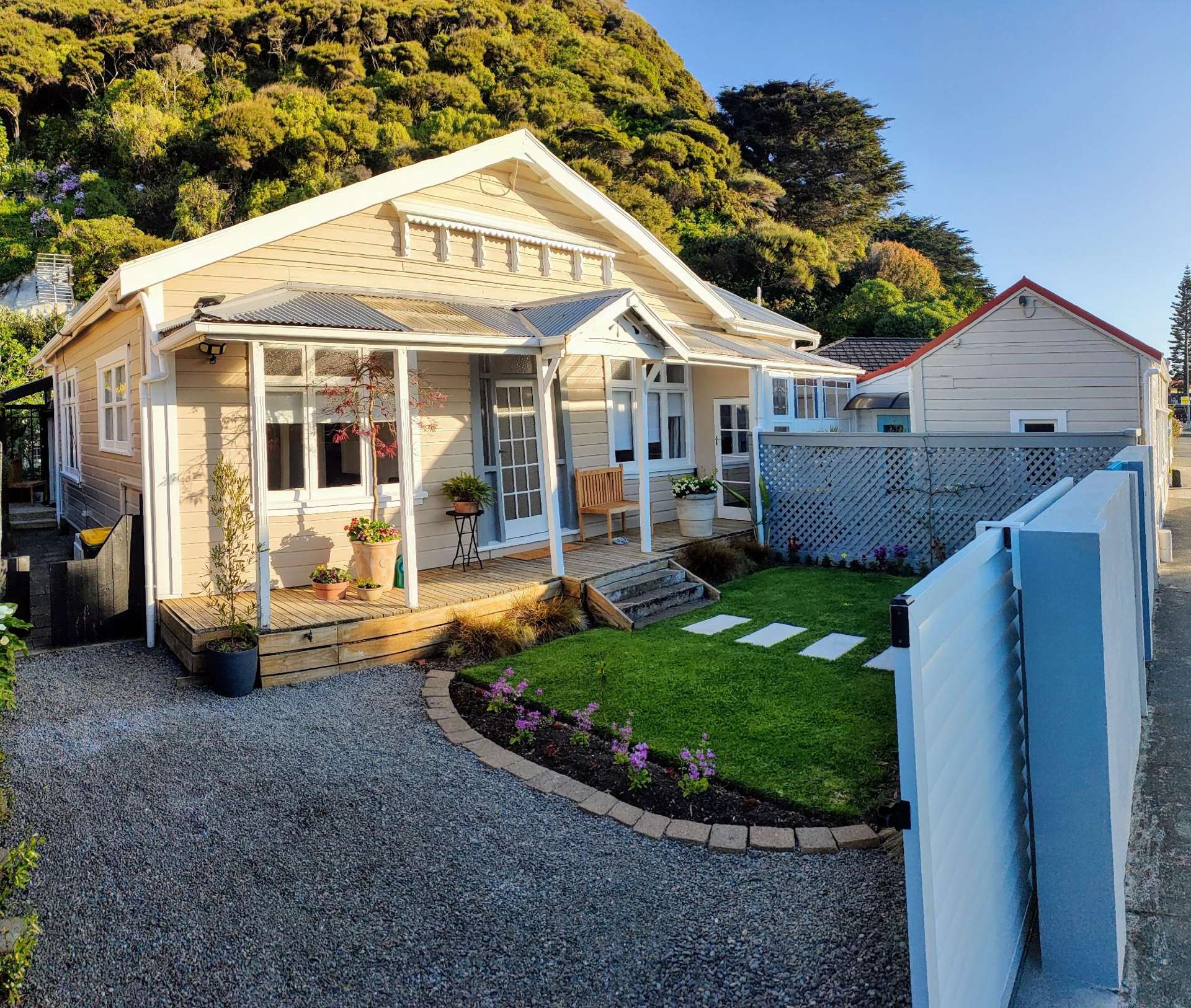 127 Muritai Road Eastbourne_0
